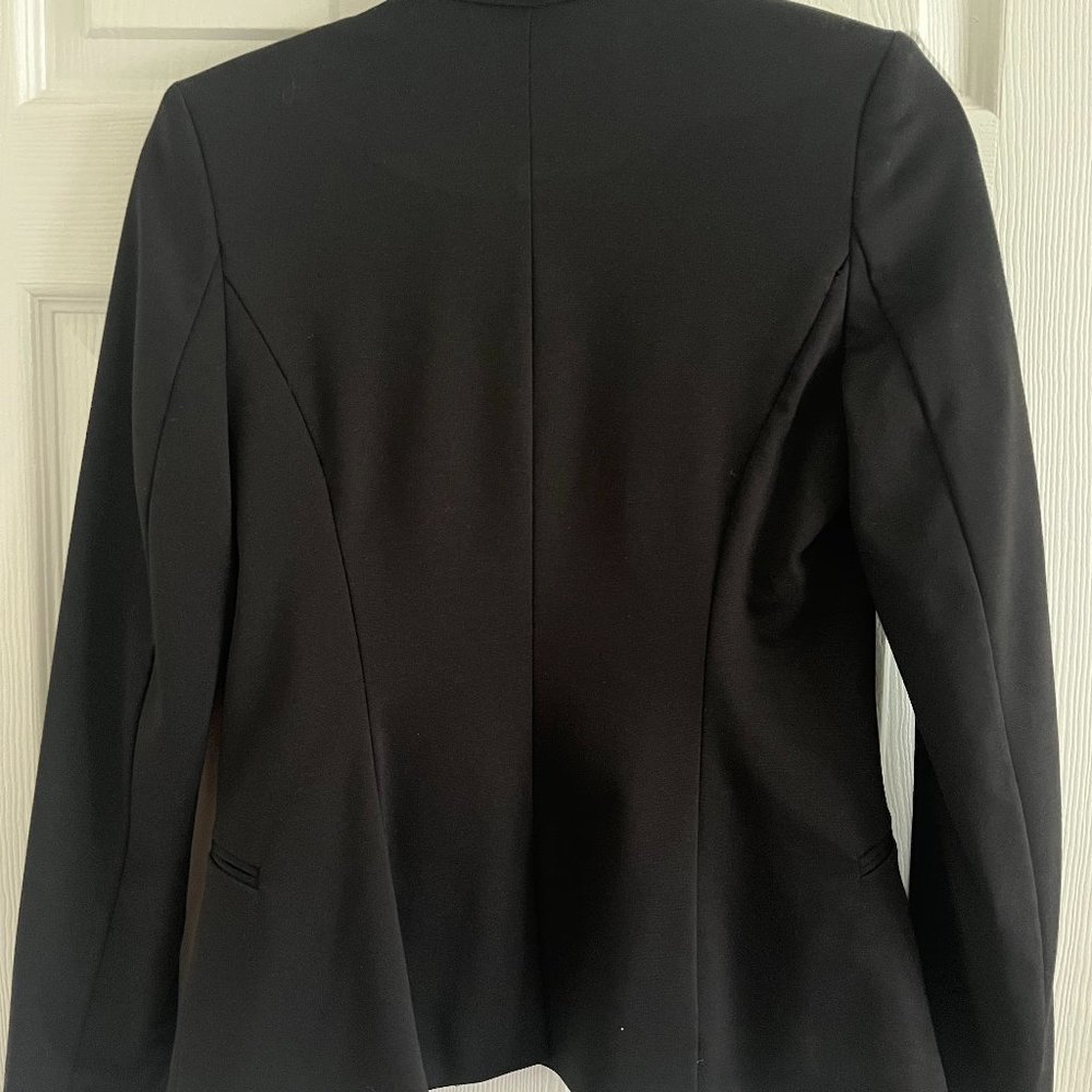 Blazer - Picture 2 of 3